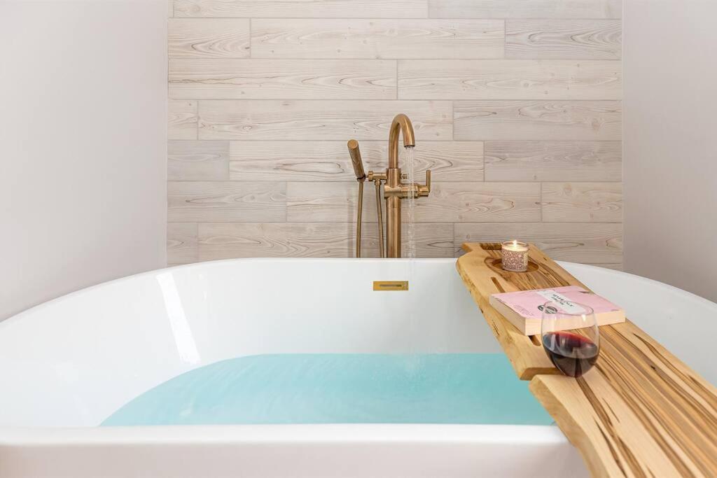 Peaceful 2-Bedroom Townhome Retreat W/Wooded View Galena Ngoại thất bức ảnh
