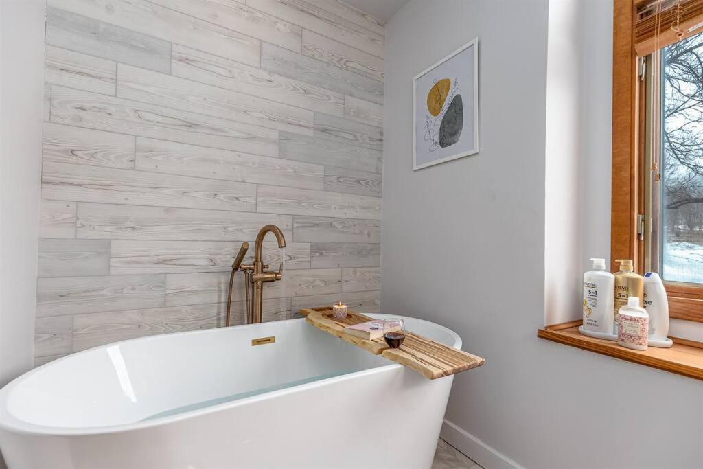 Peaceful 2-Bedroom Townhome Retreat W/Wooded View Galena Ngoại thất bức ảnh